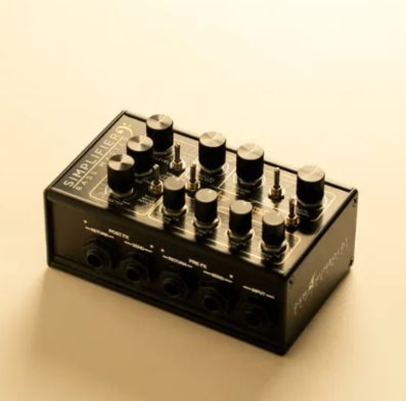 DSM & Humboldt Simplifier Bass Master